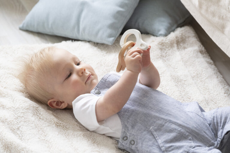 Sophie la Girafe product photography